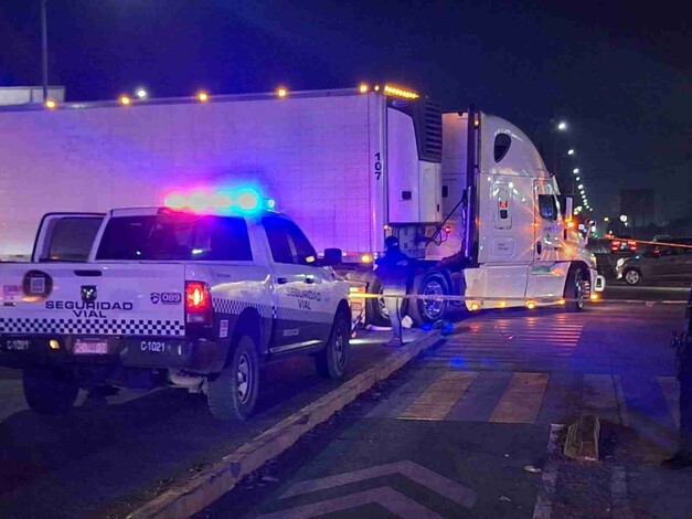 Motociclista muerto y dos más heridos en vísperas de Navidad en Uruapan