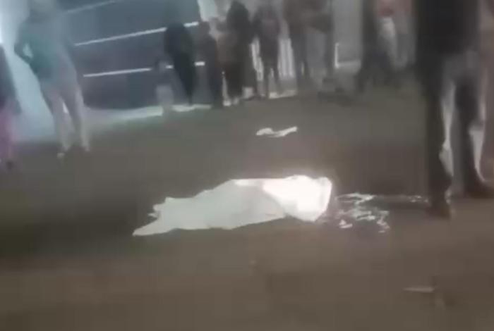 Motociclista pierde la vida en choque con vehículo