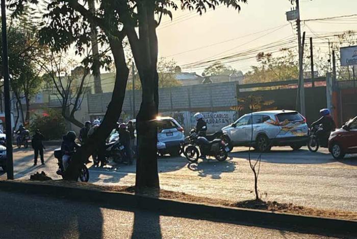 Motociclista queda herido tras choque sobre la avenida Madero Poniente de Morelia