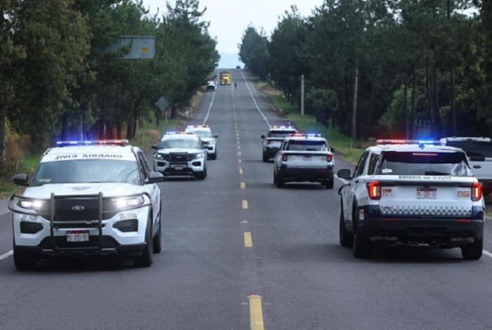 Motor V6 con 10 velocidades y capacidad de maniobras tácticas, así las nuevas patrullas en carreteras de Michoacán