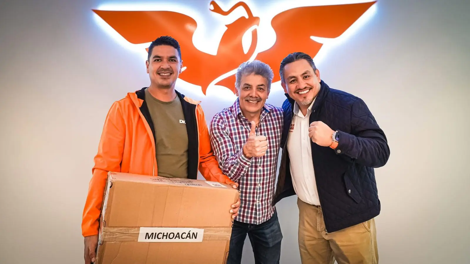 Movimiento Ciudadano Michoacán fortalece su estructura, entrega más de mil nuevas afiliaciones a la dirigencia nacional