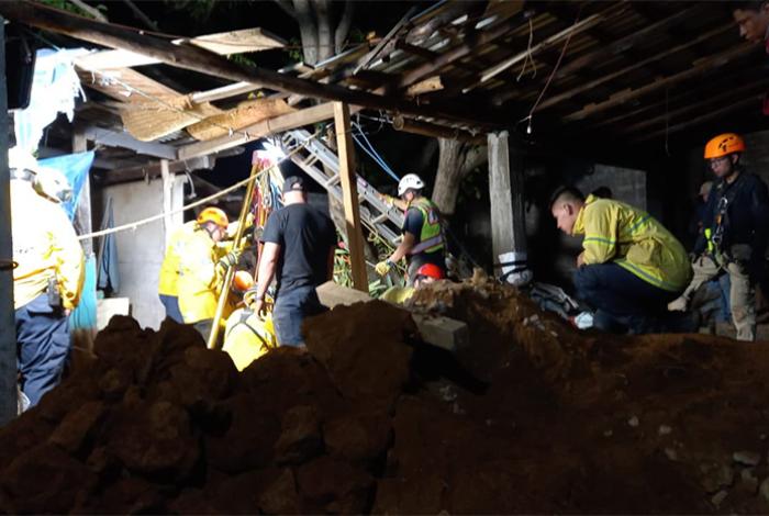 Muere uno de los dos hombres que estaban atrapados dentro de pozo de agua en Opopeo