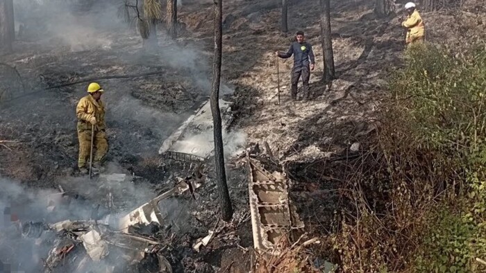 Mueren siete personas tras desplome de avioneta en Jalisco