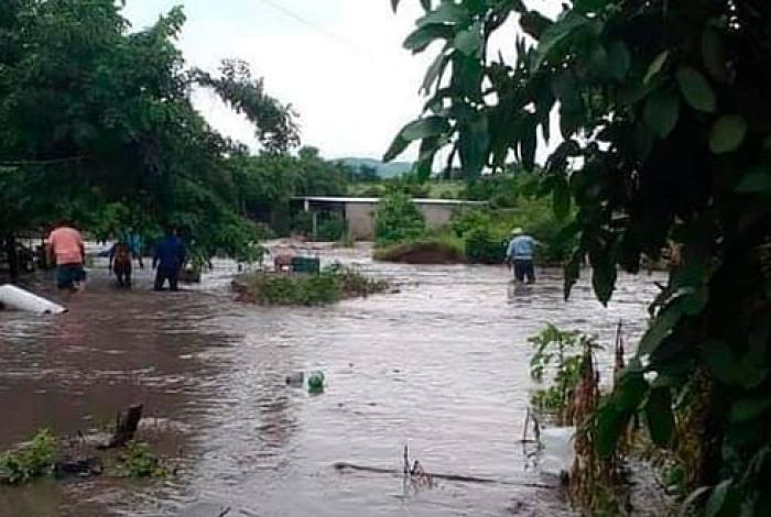Múgica, bajo agua