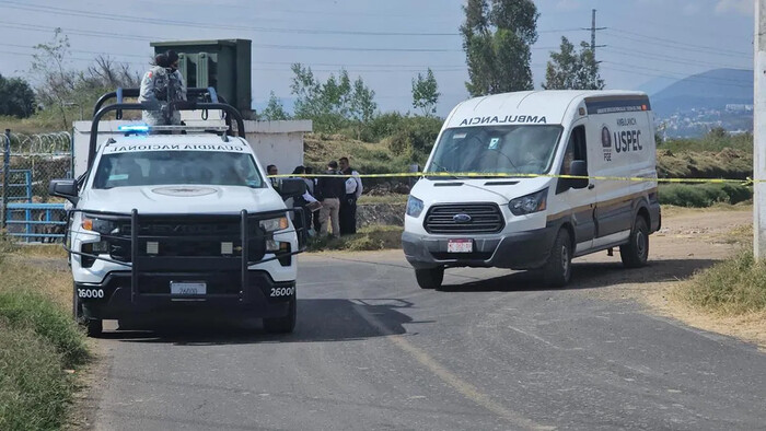 Mujer asesinada es hallada en canal de aguas negras cercano al Río Grande de Morelia