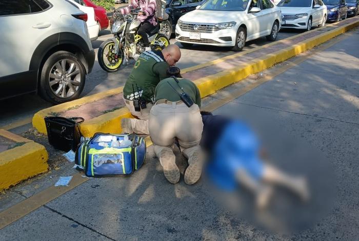 Mujer atropellada en Camelinas por camión de Seguridad Penitenciaria; está grave