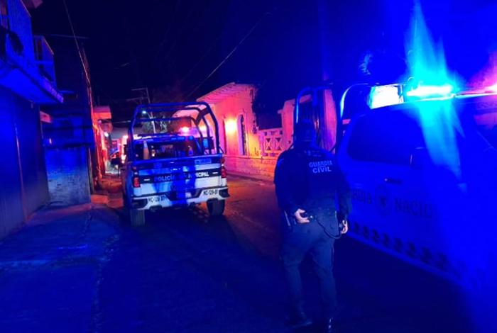 Mujer es asesinada a balazos en la colonia Villas del Sol de Uruapan