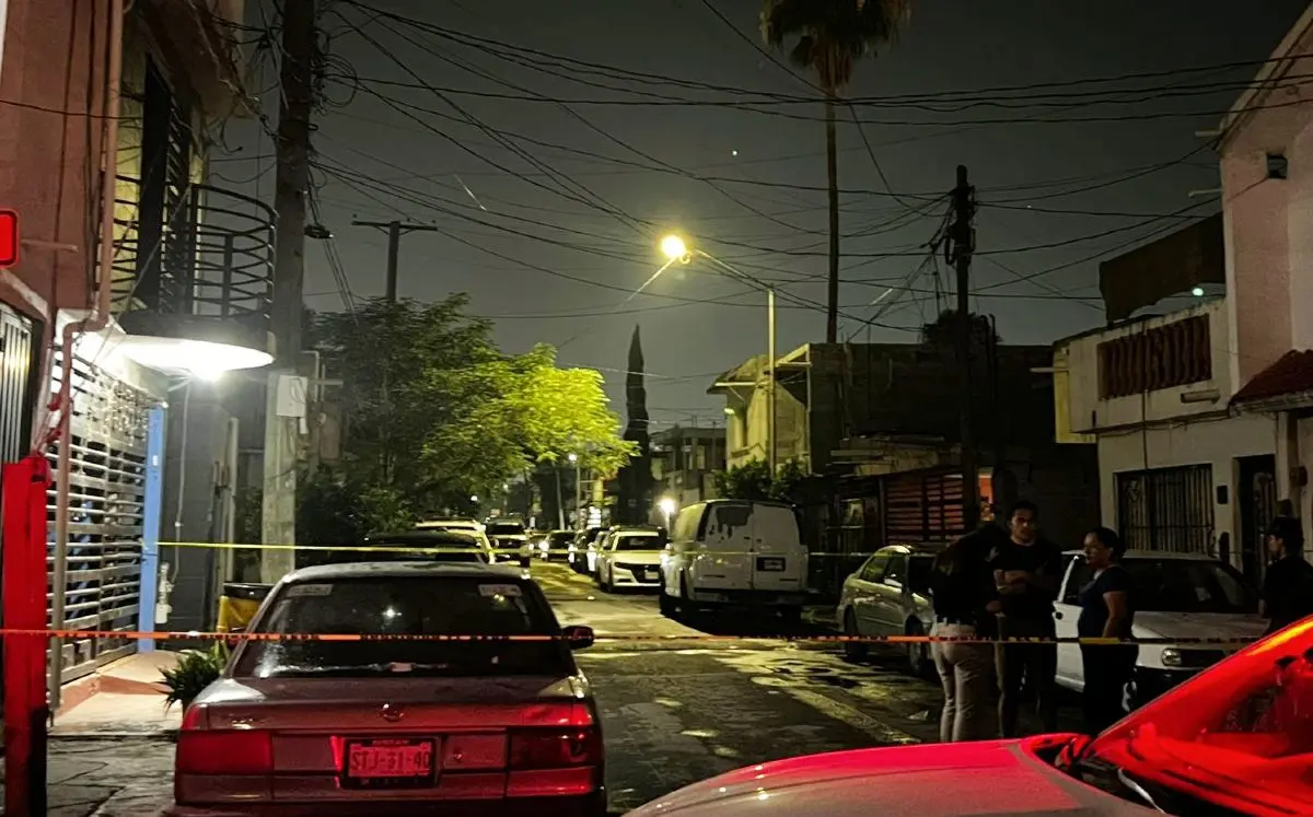 Mujer es asesinada por su pareja en Apodaca