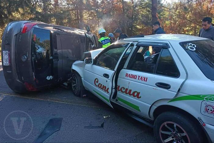 Mujer fallece tras choque múltiple en carretera Opopeo-Tacámbaro; hay 6 heridos
