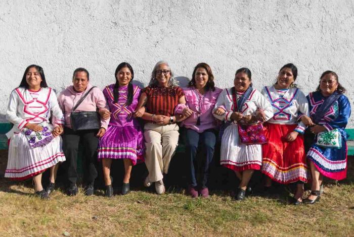 Mujeres de Zitácuaro impulsan parlamento abierto “Legislando con Fabiola Alanís”