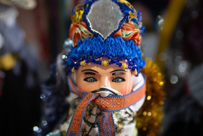 Muñecas Lelé resaltan tradiciones michoacanas en el Museo del Estado