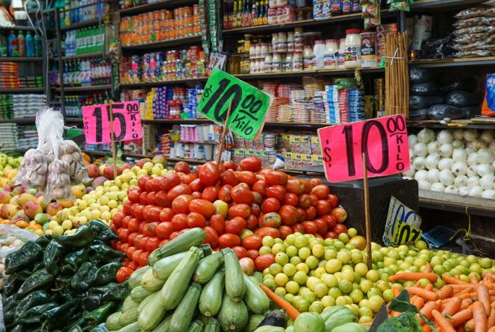 Narcos controlan precios en 10 estados de México, entre ellos Michoacán