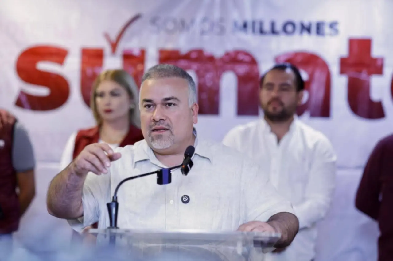 “No somos iguales al PRI y al PAN”: Jesús Mora sobre viajes de morenistas al extranjero