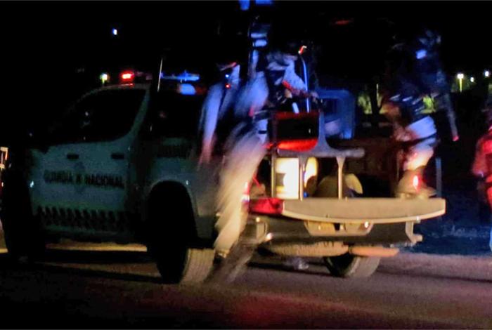 Noche de fuertes balaceras entre delincuentes en La Ruana; no hay reporte de fallecidos