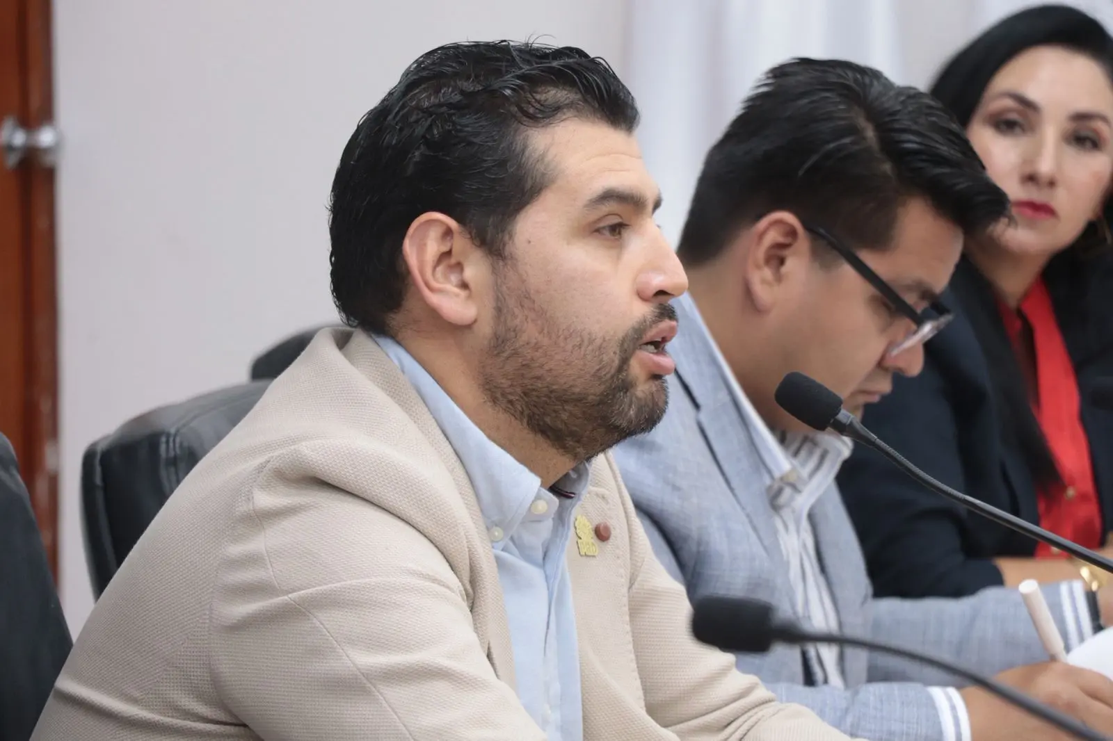 Octavio Ocampo llama a modernizar y blindar el sistema electoral en apertura de mesas por reforma