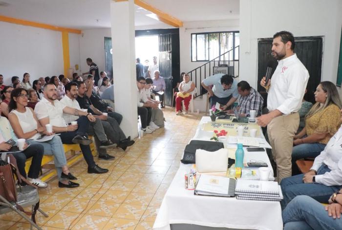 Octavio Ocampo llama desde Puruándiro a cerrar filas y construir una alternativa para Michoacán.