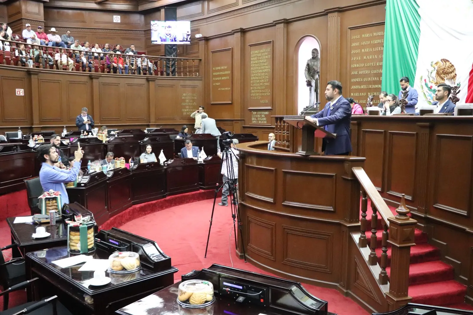 Octavio Ocampo presenta punto de acuerdo para exhortar a reforzar la seguridad en los santuarios de la Mariposa Monarca