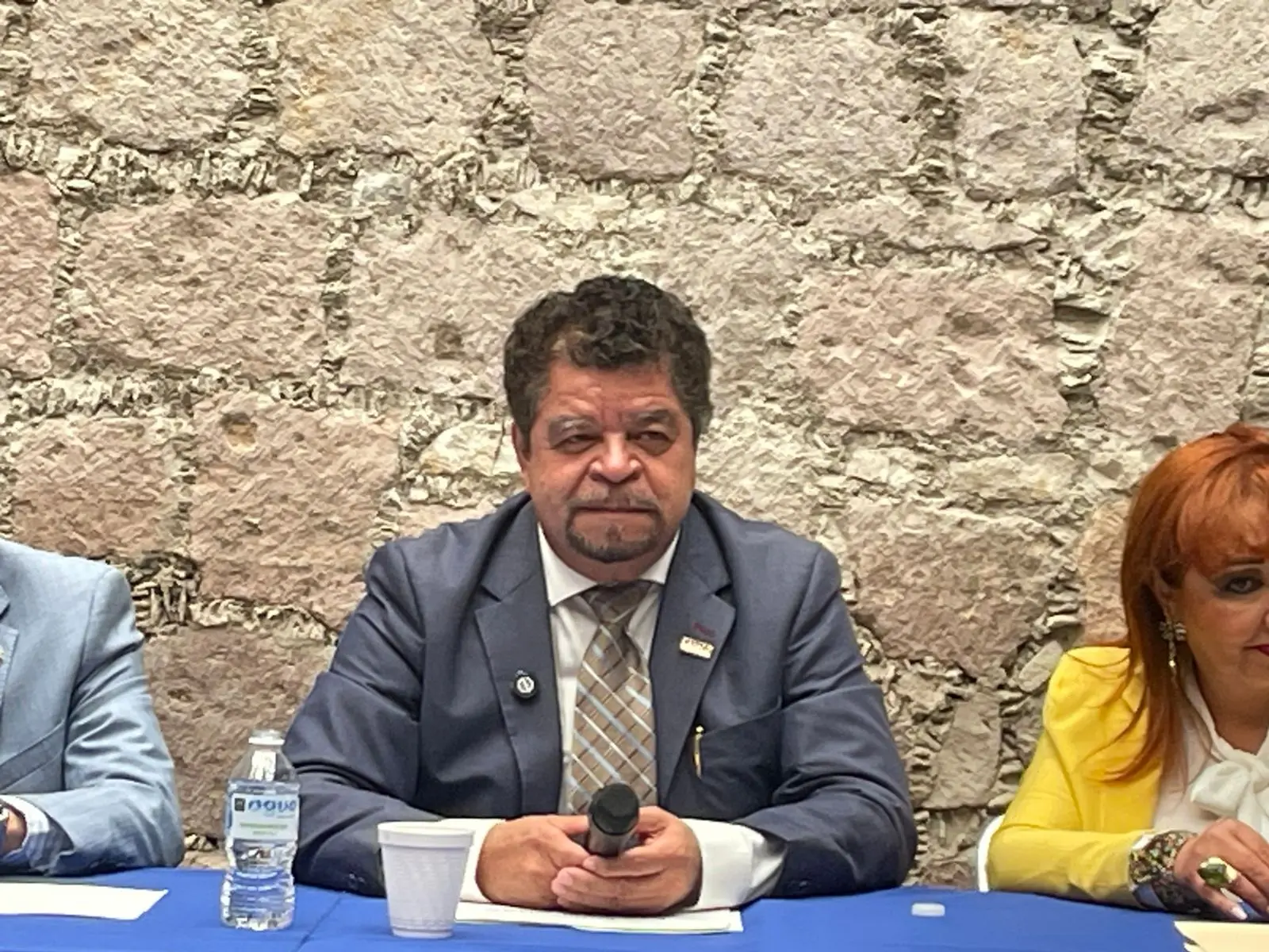 Oliverio Cruz asume el cargo en la junta de CANACO con compromiso y unidad