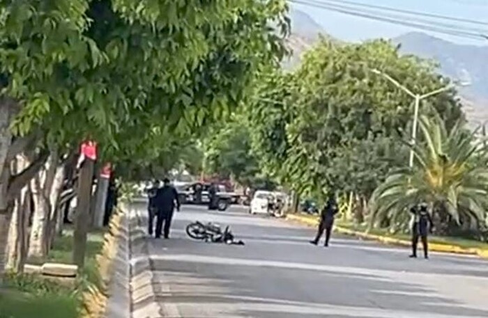 Otra de Apatzingán: persiguen y balean a motociclista