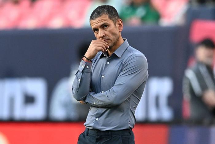 Pachuca destituye al entrenador Jaime Lozano a 7 días de jugar el repechaje