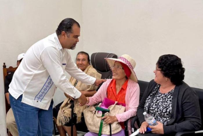 Pacientes con cáncer y de hemodiálisis fueron beneficiados en Puruándiro