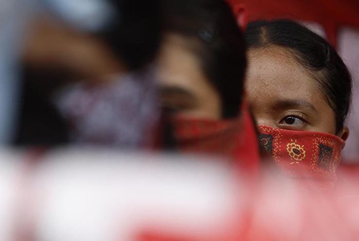 Padres de Ayotzinapa protestan en la SCJN tras 12 años de desaparición de los 43 alumnos