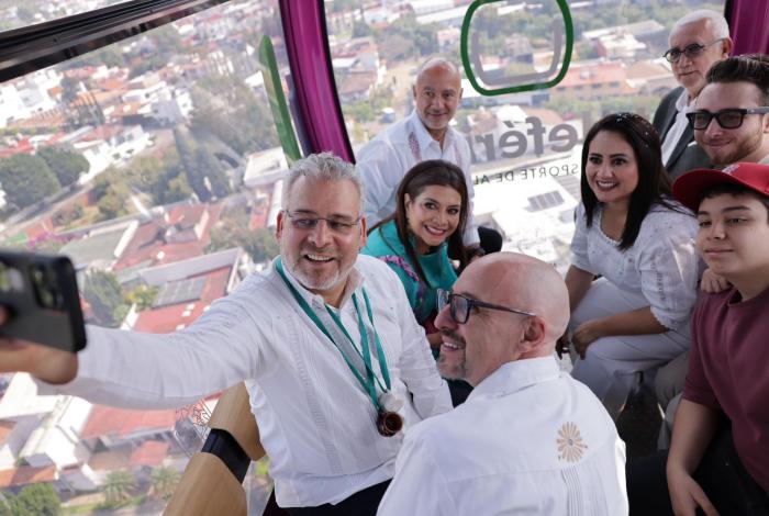 Pago del refrendo vehicular va de vuelta en obras de infraestructura para Michoacán: Bedolla