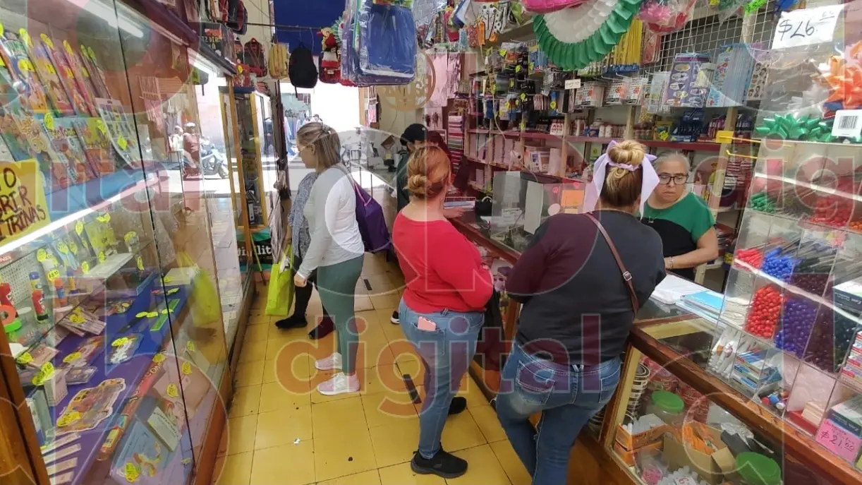 Papelerías mantienen precios accesibles previo al regreso a clases
