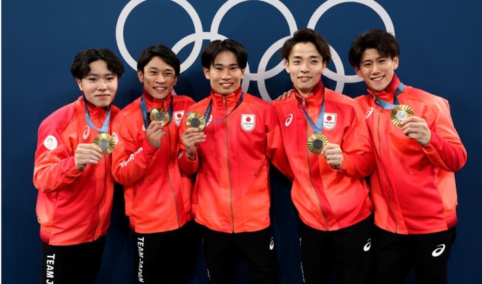 #Paris2024 | ¡Triunfo histórico! Japón conquista el oro en gimnasia artística por equipos masculinos en París 2024.