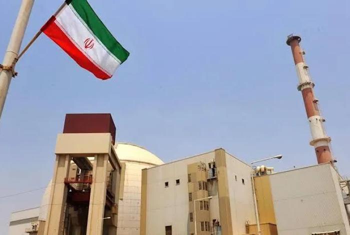 Parlamento de Irán busca suspender cooperación con OIEA