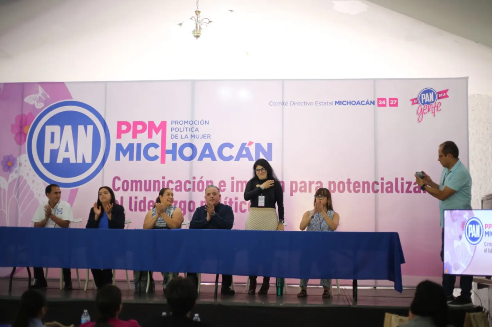 Participa Vanhe Caratachea en taller de liderazgo femenino del PAN Michoacán
