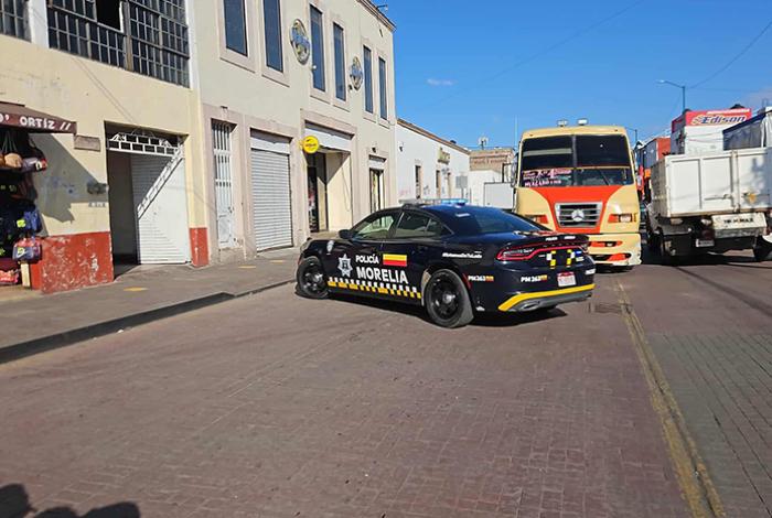 Peatona es atropellada por motociclista en la Av. Lázaro Cárdenas de Morelia