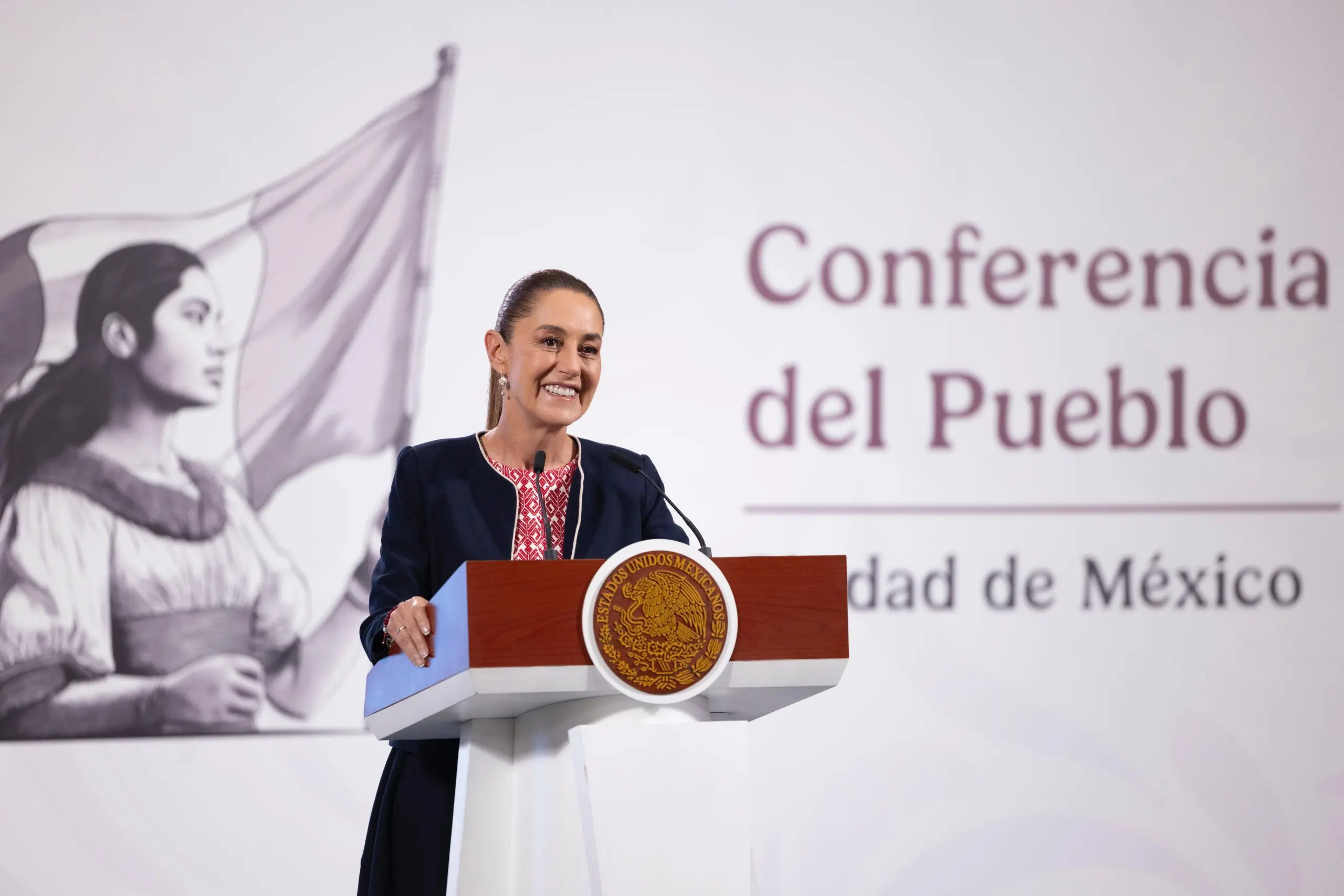 Pensiones millonarias a exfuncionarios del periodo neoliberal son ofensivas; se analiza reforma constitucional: Presidenta Claudia Sheinbaum