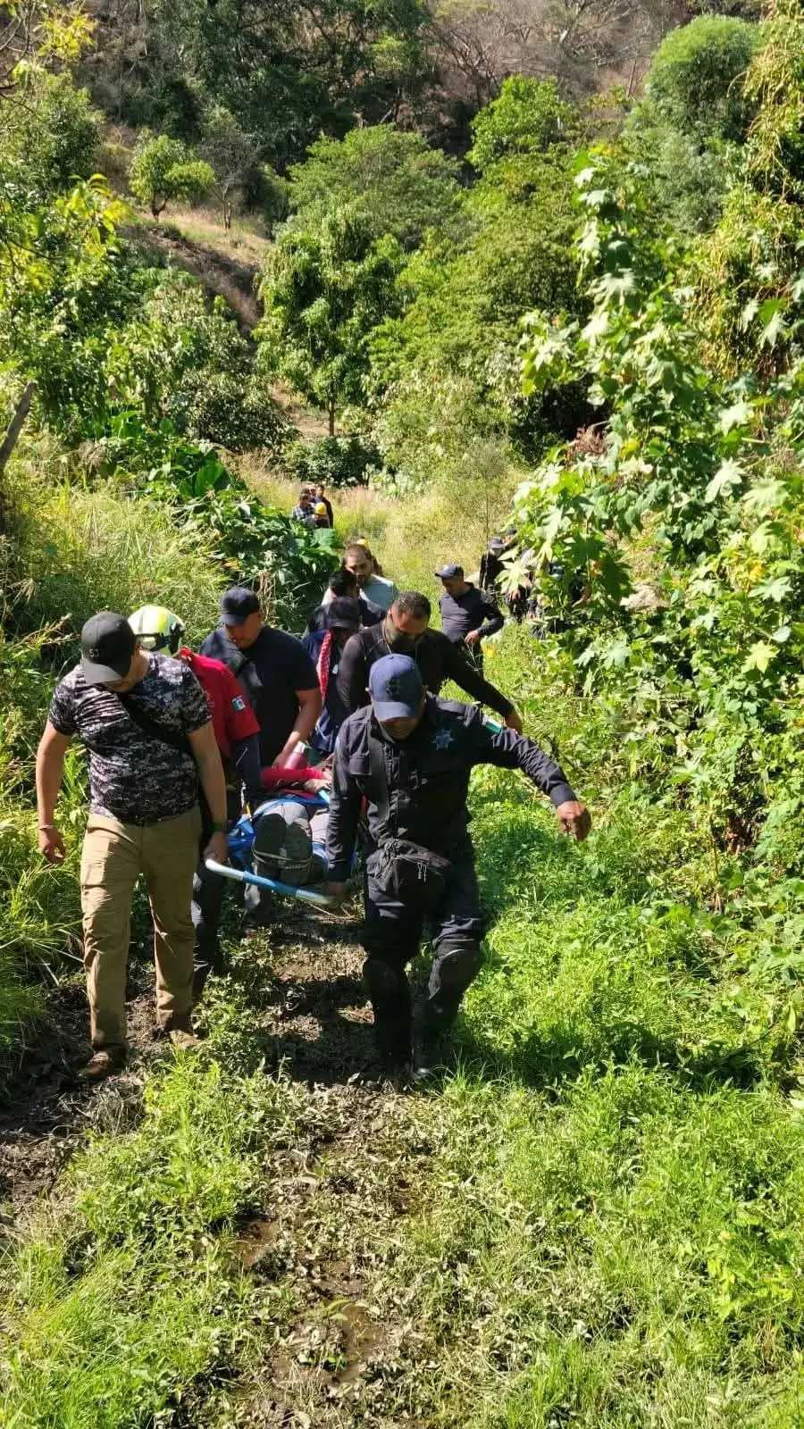 Perito de la fiscalía resulta lesionada tras caerle una pesada piedra