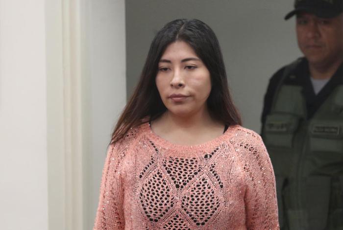 Perú incrementa resguardo en embajada de México por peligro de fuga de ex primera ministra