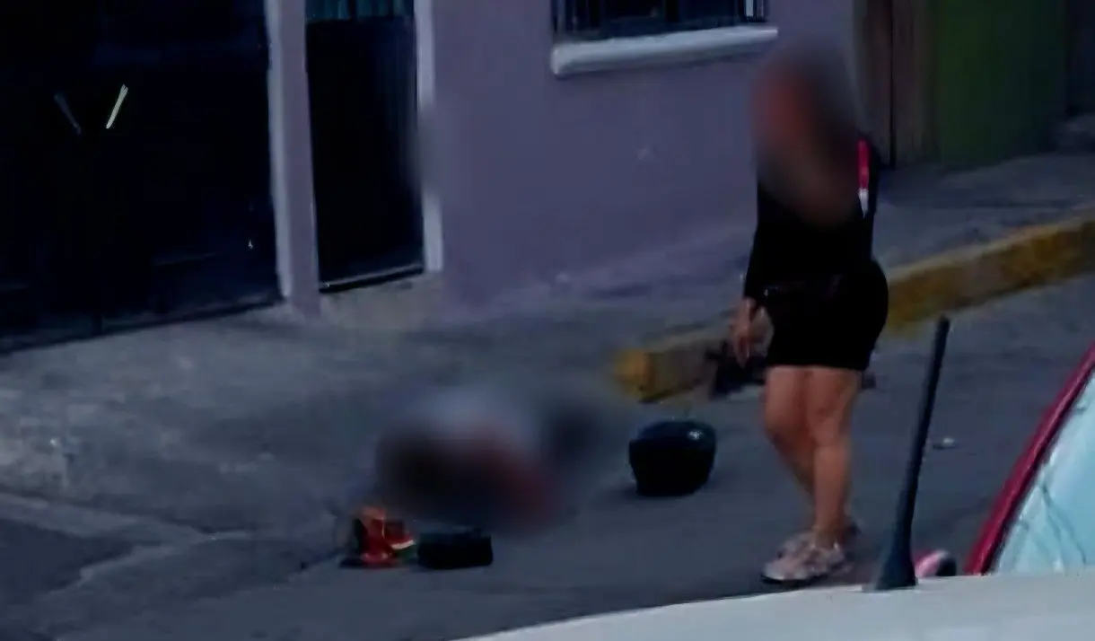 Pistoleros motorizados balean y hieren a hombre, en la José María Morelos de Morelia