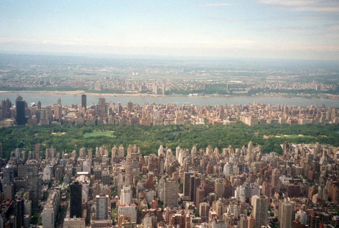 ¿Planeas viajar a EUA?, consideran bloquear entrada de extranjeros en aeropuertos de ciudades "santuario"