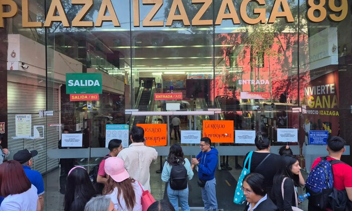 Plaza Izazaga 89 cierra debido a operativo