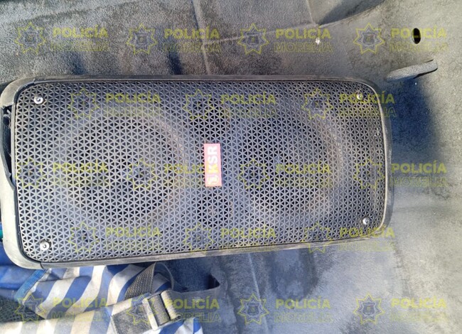 Policía Morelia detiene a dos por robo a casa habitación en la colonia Lago 1