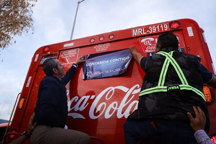 Policía Morelia y Coca Cola Femsa lanzan campaña para promover el orden vial