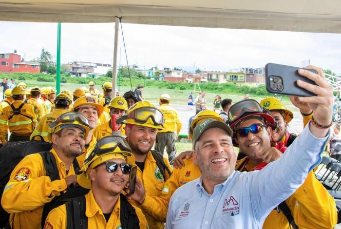 Por aire se lanzarán semillas para reforestar 50 mil hectáreas de bosques: Bedolla