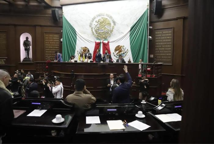 Por concluir segundo periodo de sesiones, Congreso de Michoacán sin difundir acta de sesión irregular