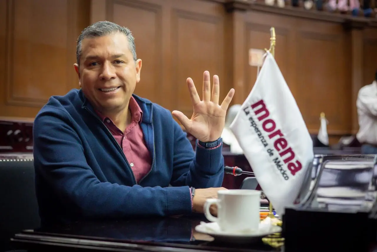 Por iniciativa de Barragán se aprueba que adultos mayores mantengan licencia de conducir