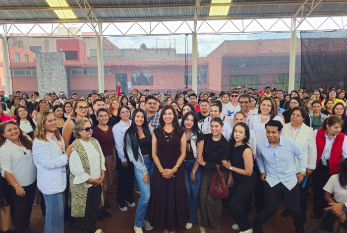 Por primera vez, capacitan a docentes de nuevo ingreso para próximo ciclo escolar