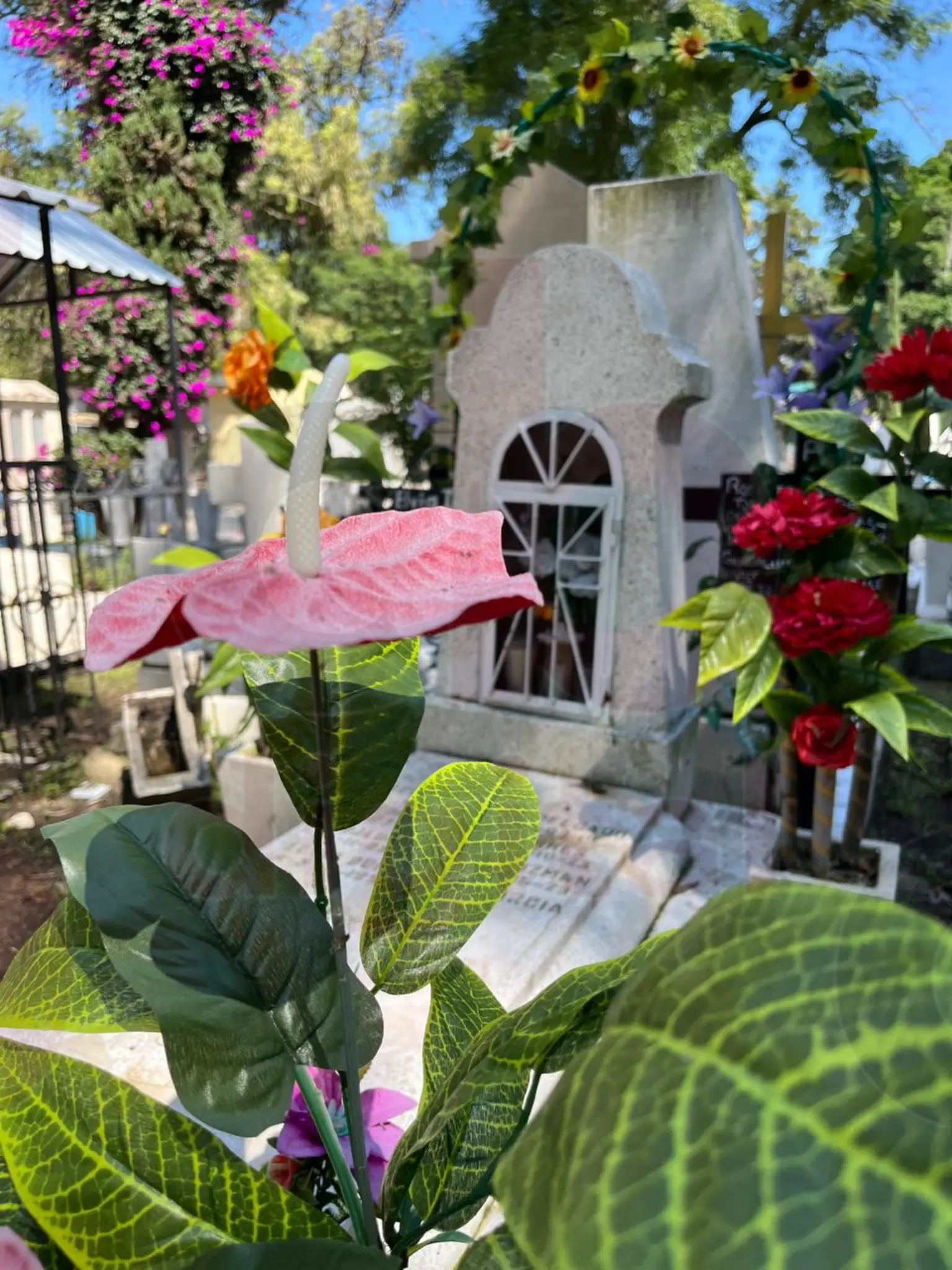 Preparan el Panteón Municipal de Morelia rumbo al Día de Muertos