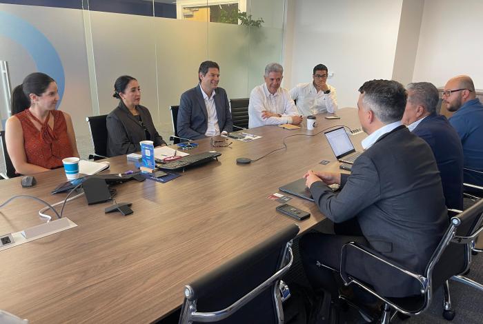 Presenta Alfonso ventajas competitivas de Morelia ante la Cámara de Comercio de LA