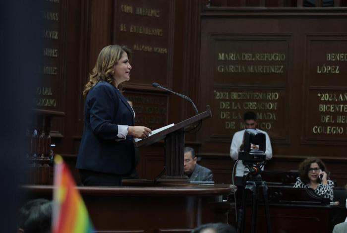 Presenta Fabiola Alanís reforma para apoyar a más de 800 mil mujeres dedicadas a la crianza