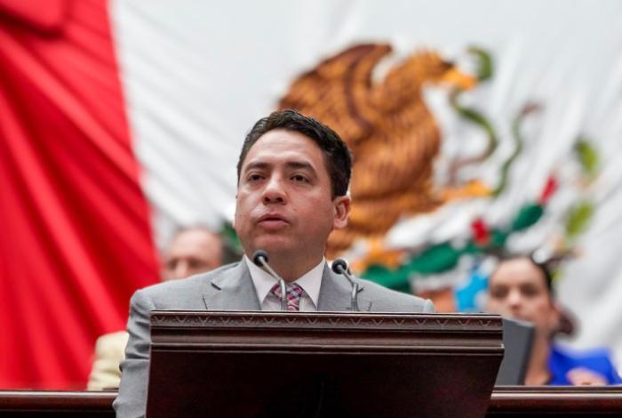 Presenta Iván Vera iniciativa de Ley de Juicio Político para fortalecer la rendición de cuentas en Michoacán