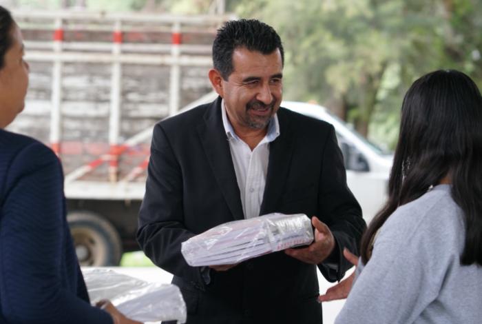 Presidencia Municipal de Charo entregará útiles escolares a estudiantes