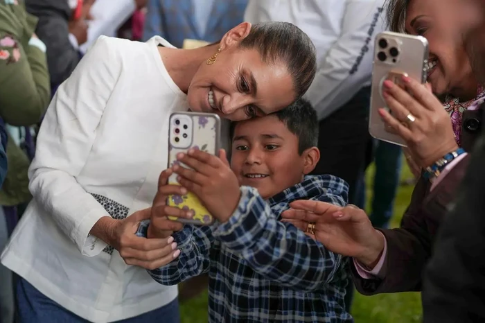 PRESIDENTA CLAUDIA SHEINBAUM INAUGURA PLANTA DE TRATAMIENTO DE AGUAS RESIDUALES EN TLAXCALA Y DA BANDERAZO DE SALIDA AL SANEAMIENTO DEL RÍO ATOYAC